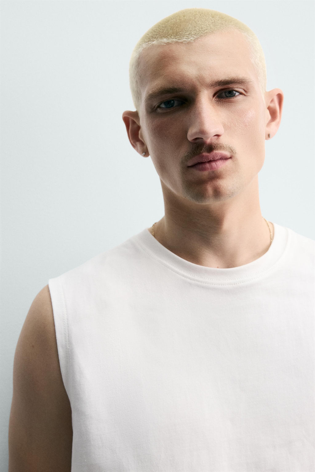 CAMISETA TANK RELAXED FIT BORDADO / Blanco - Zara фото 5