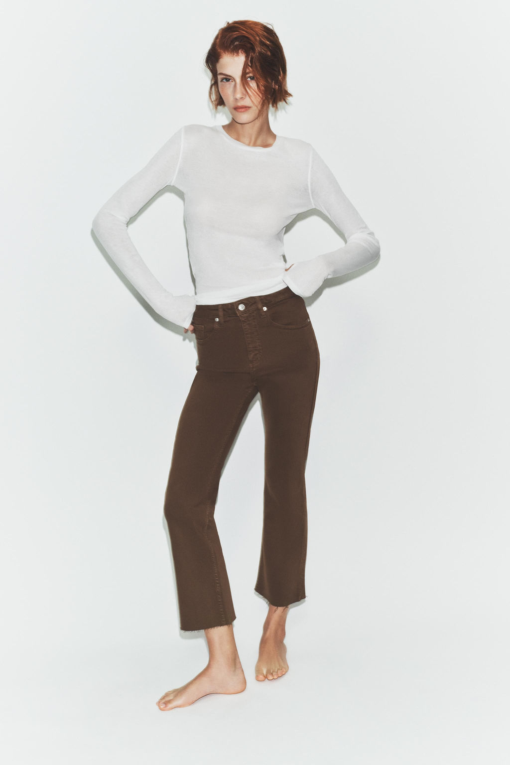JEANS TRF CROPPED FLARE TIRO ALTO / Marr?n