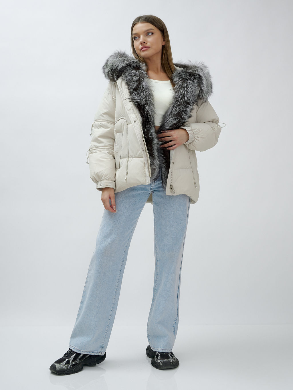 с чернобуркой ПРЕМИУМ класса Полупальто куртка зимняя коричневого цвета  бежевого цвета - Mtforce фото 4