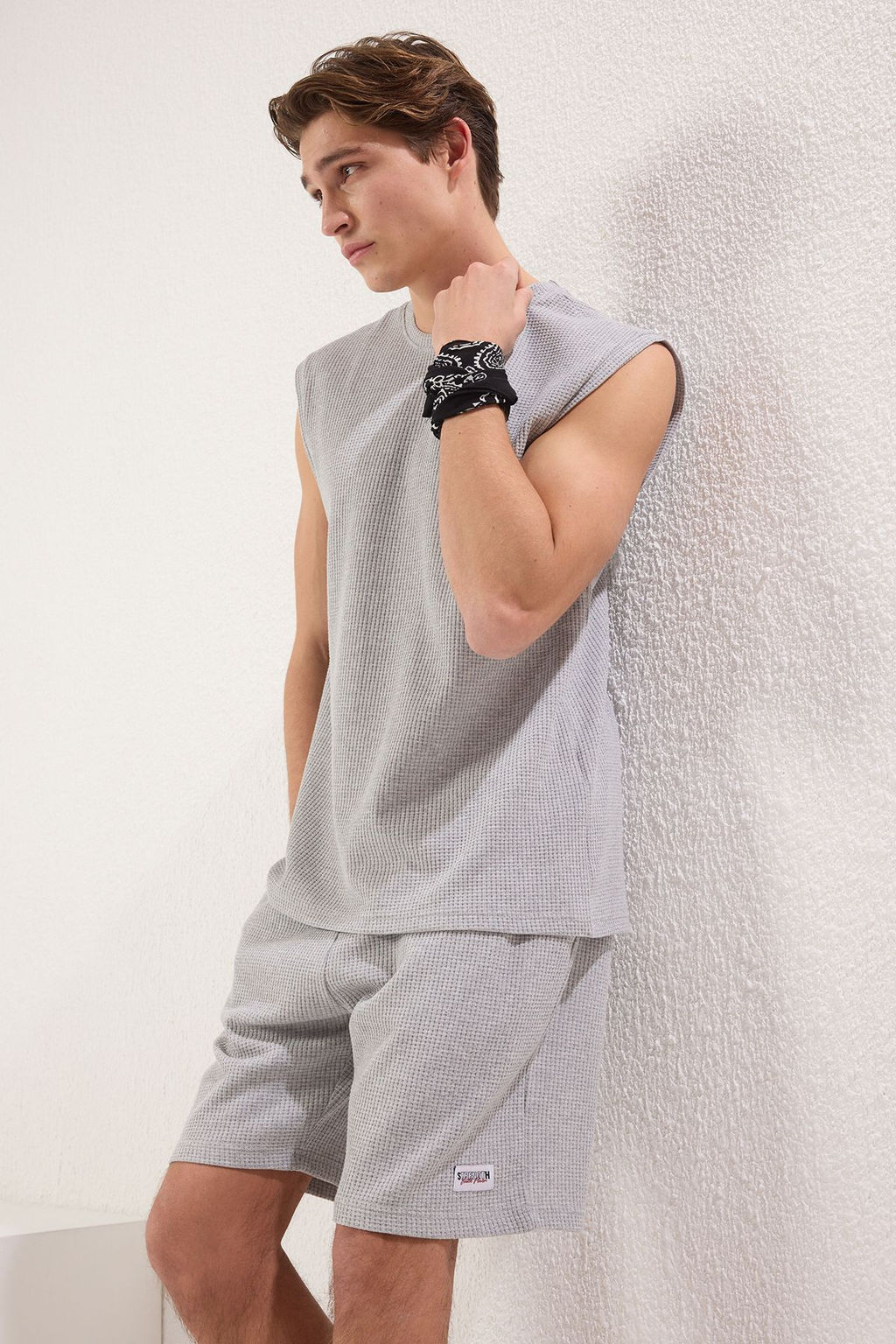 TRENDYOL MAN Gri Regular Fit Etiket Detayl? Atlet Sortlu Orme Pijama Tak?m? TMNSS25PT00028 - Trendyolmilla фото 2