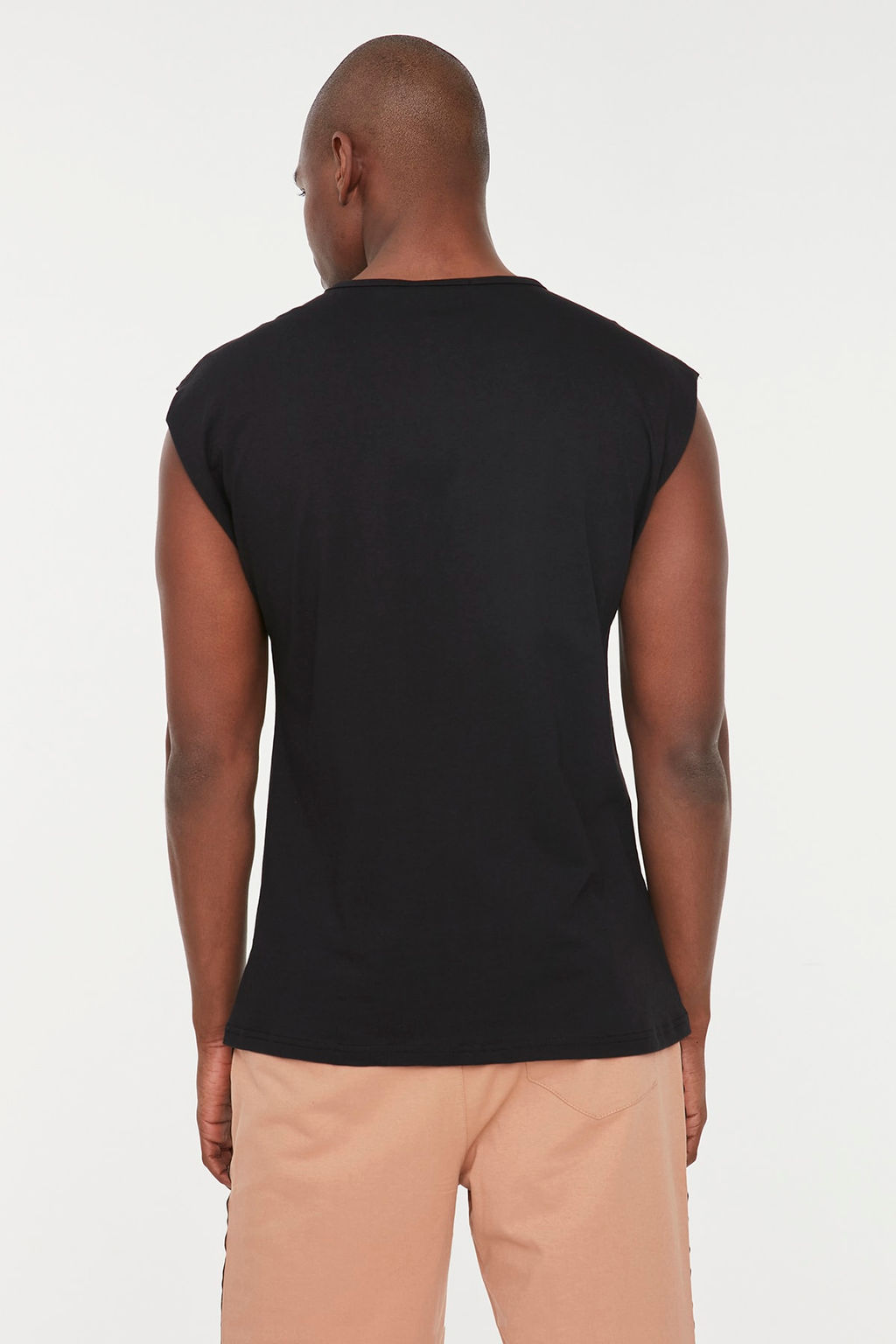 Siyah Basic Regular/Normal Kesim %100 Pamuk Kolsuz Atlet/T-Shirt TMNSS20AL0067