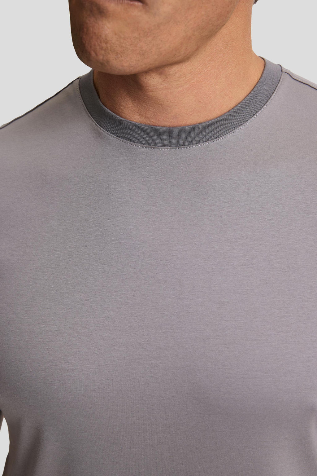 Erkek Gri Regular Fit Bisiklet Yaka Basic Ti__rt