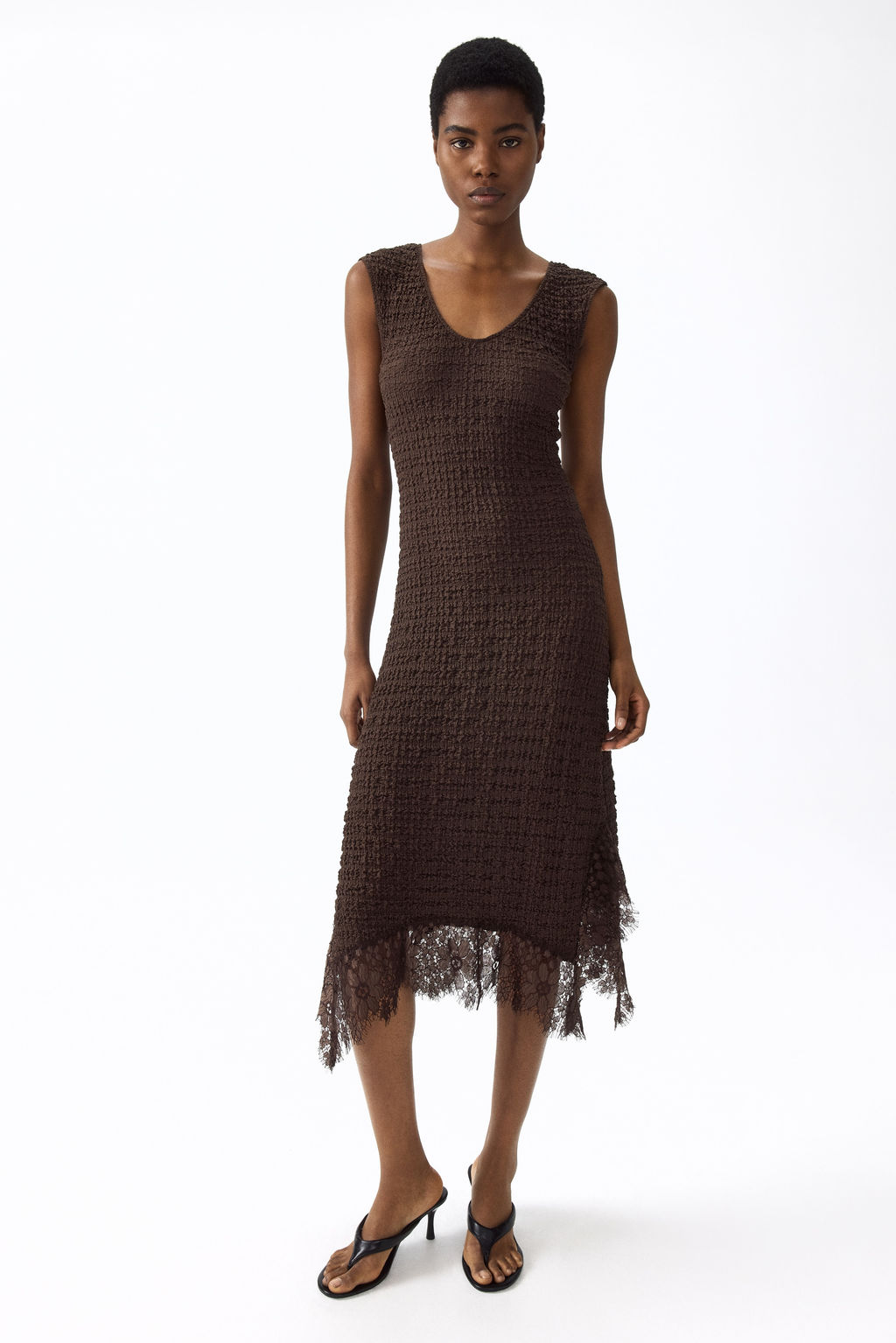 Vestido en punto texturizado con ribete de encaje - H&m фото 2