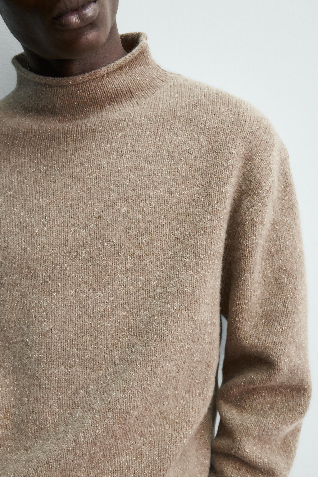 WOOL - SILK SWEATER WITH BUTTONS - Zara фото 6