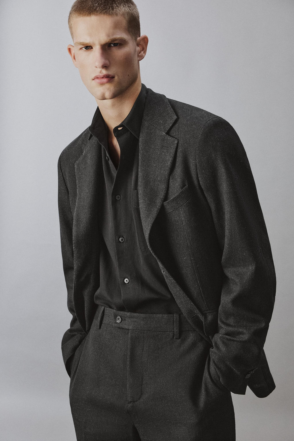 BLAZER TRAJE VISCOSA - C??AMO / Negro - Zara фото 5