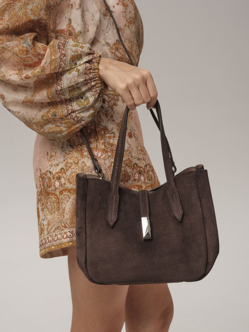 Замшевая сумка Sophie DBR 31059 коричневый шоколад  фото 8