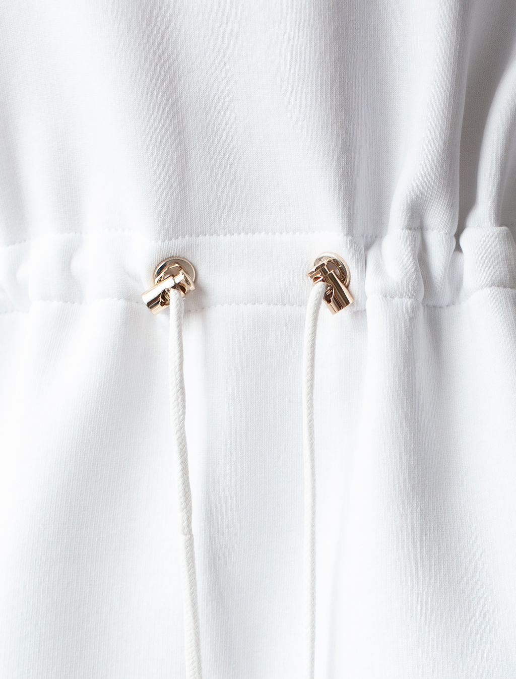 D49.966 Джемпер женский молочный