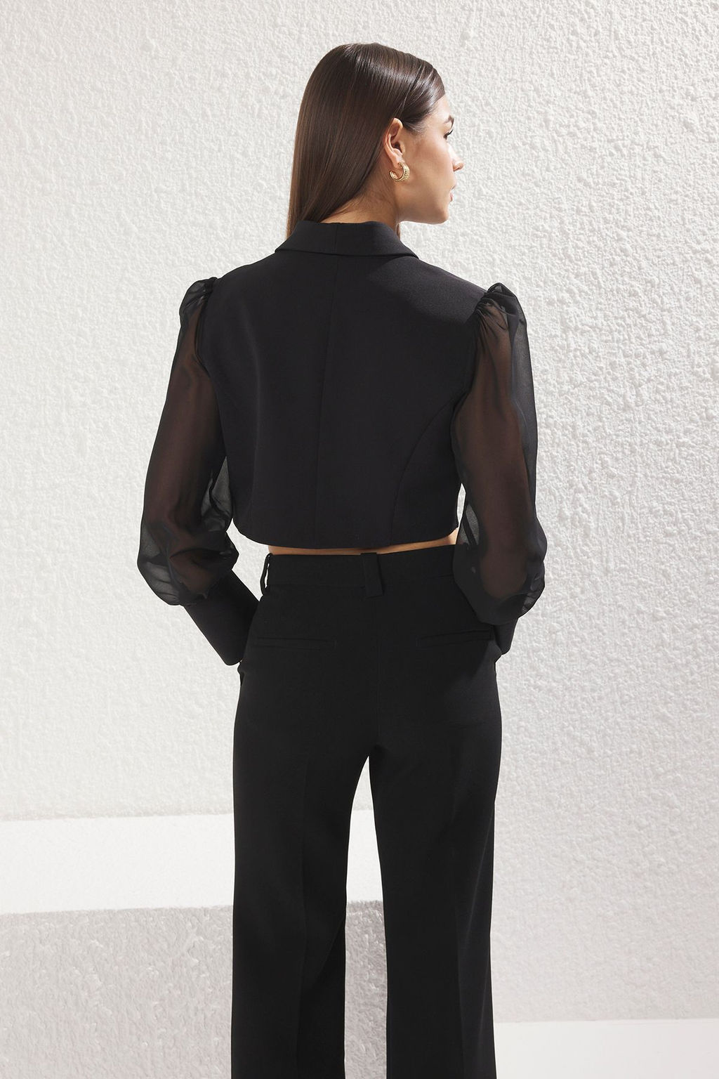 TRENDYOLMILLA Beyaz Metal Dugme Detayl? Kollar? Transparan Crop Dokuma Blazer Ceket TWOSS25BC00026 фото 10