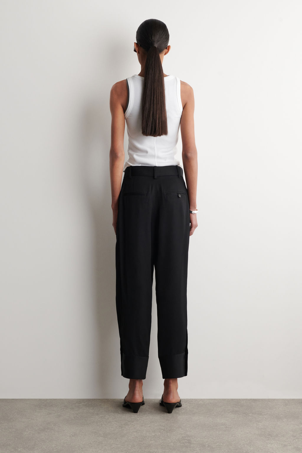 PANTAL?N GLOBO CON PINZAS EN TWILL - H&m фото 3