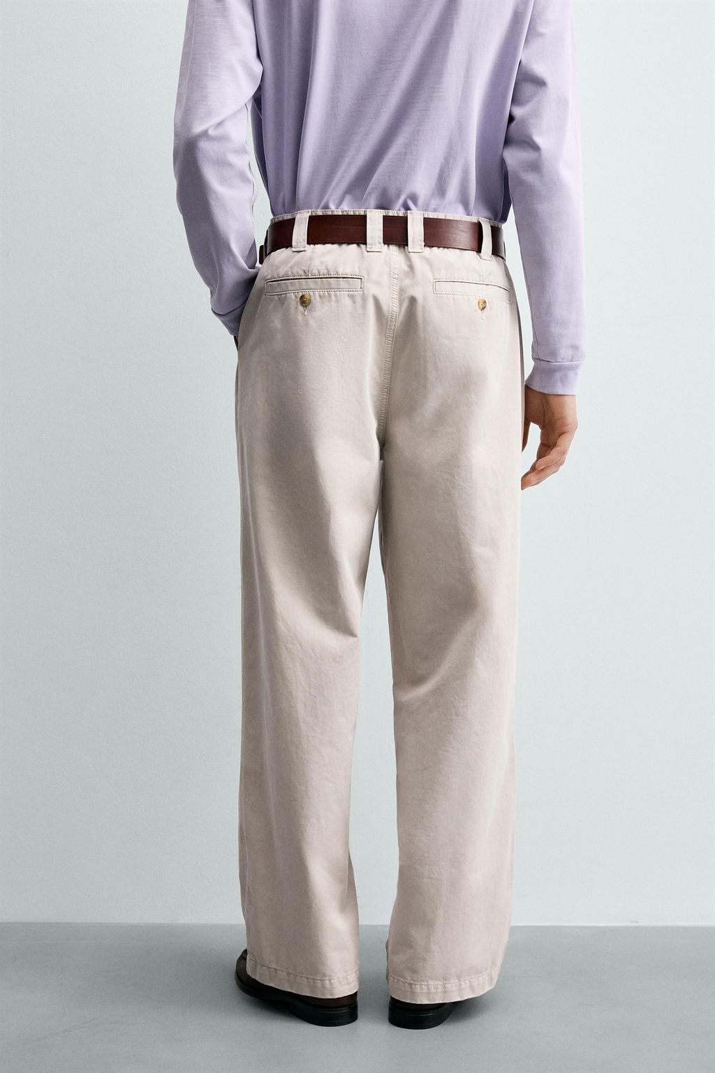 PANTAL?N CHINO STRAIGHT FIT LAVADO EFECTO VINTAGE / Beige claro