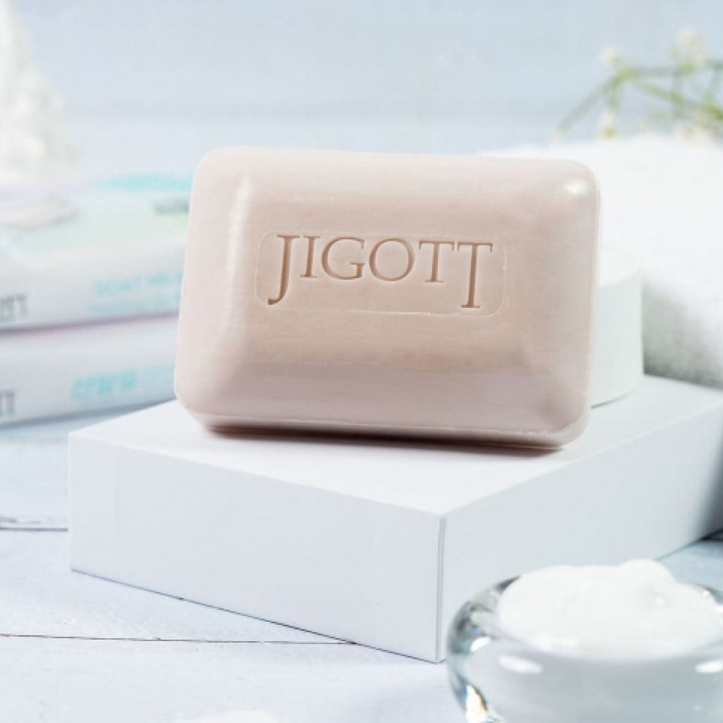 Jigott Мыло-скраб для лица и тела с экстрактом козьего молока / Goat Milk Scrub Soap, 150 г