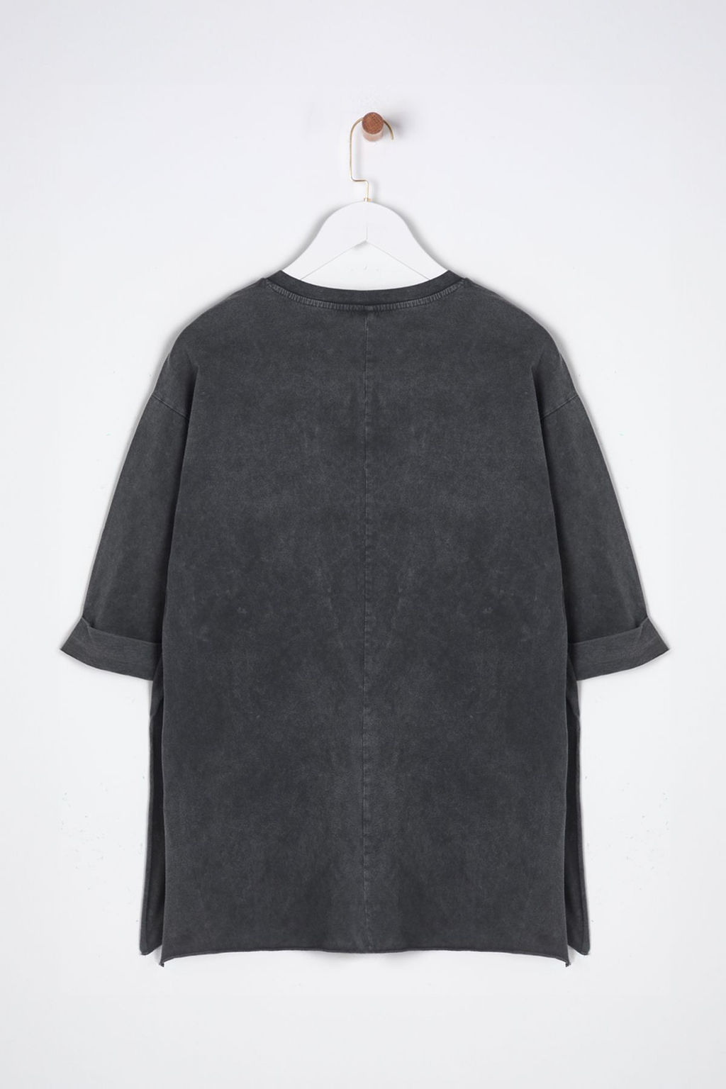 Antrasit Y?kamal? %100 Pamuk Duble Kol Asimetrik Boyfriend Orme T-Shirt TWOSS20TS0828