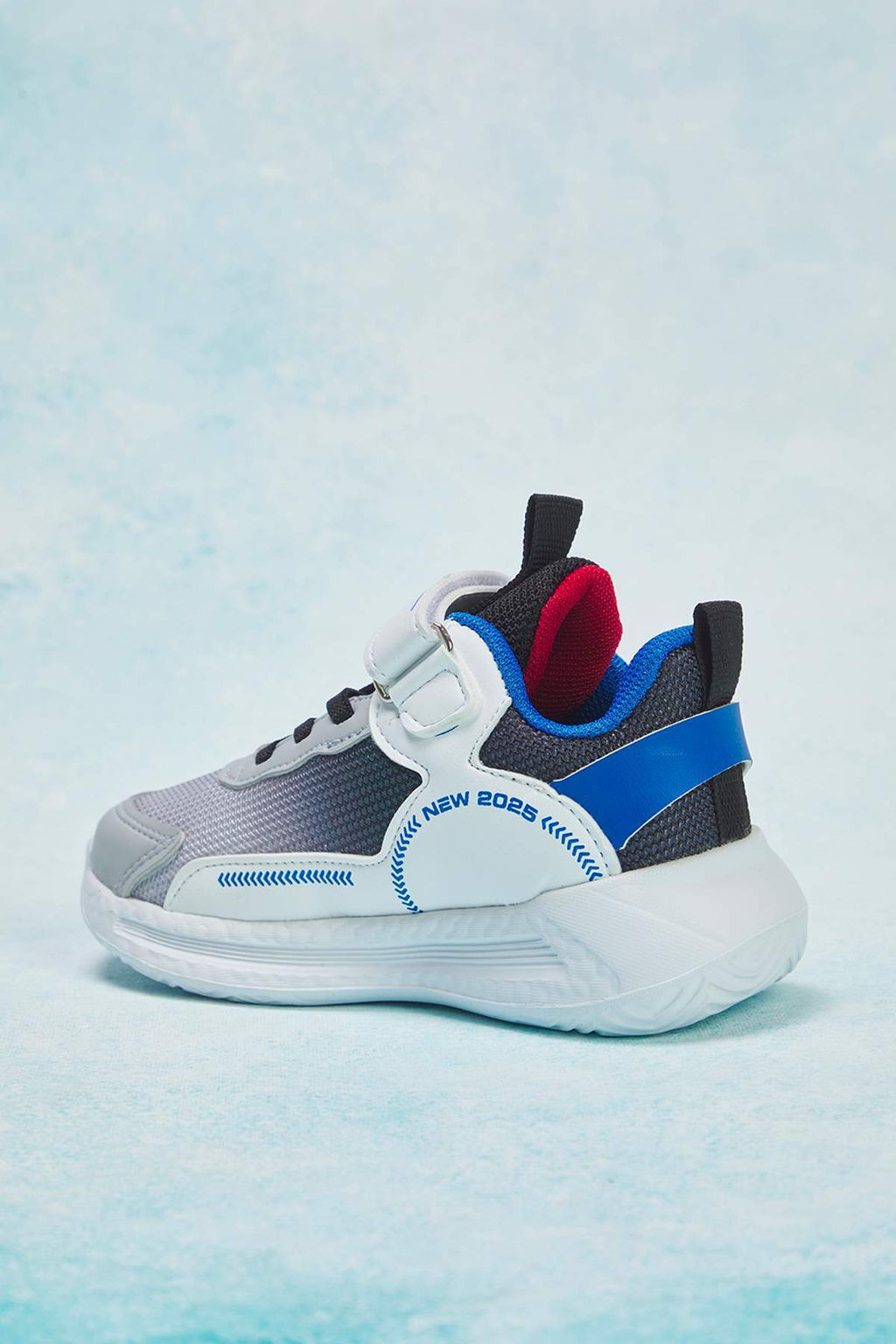 Gri Renk Bloklu C?rt Bantl? Ve Bagc?kl? Erkek Cocuk Kids Spor Ayakkab?
TAKAW26SN00009 - Trendyolmilla фото 4