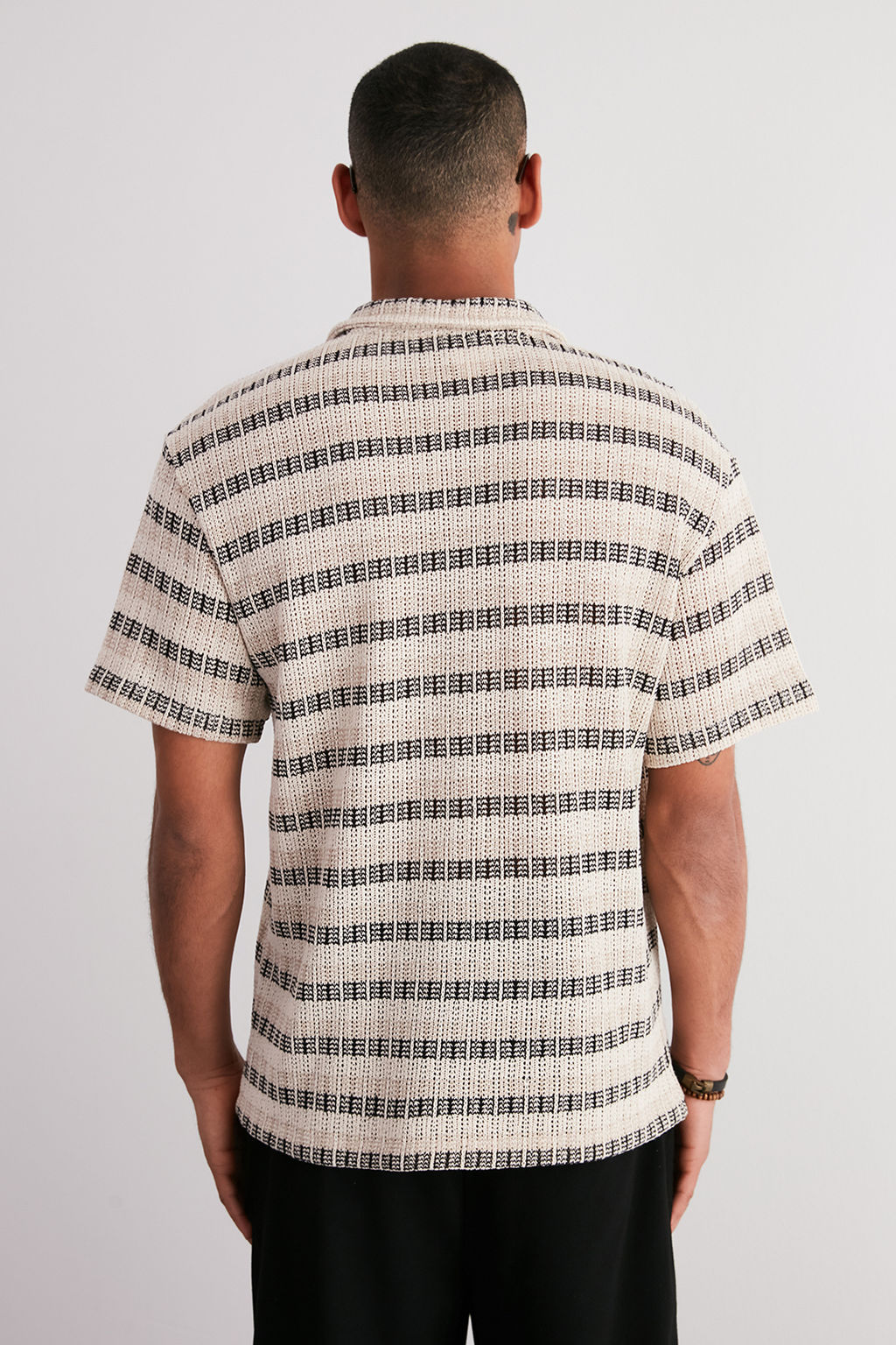 TRENDYOL MAN Ekru Oversize/Genis Kesim Dusuk Omuz Limited Edition Cizgili Polo Yaka T-shirt TMNSS24PO00023 - Trendyolmilla фото 6