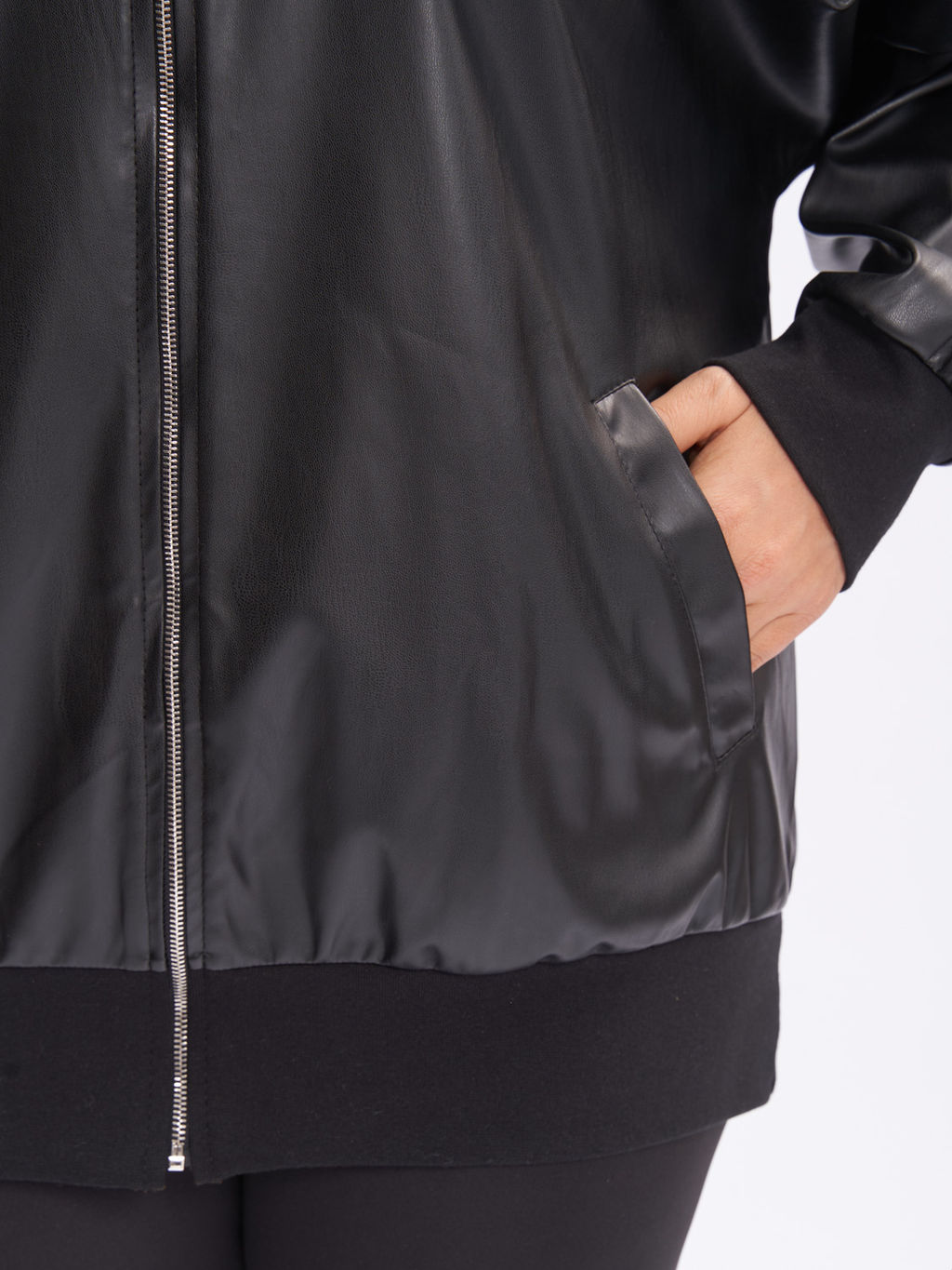 Бомбер из эко-кожи ZGA00409BLS01