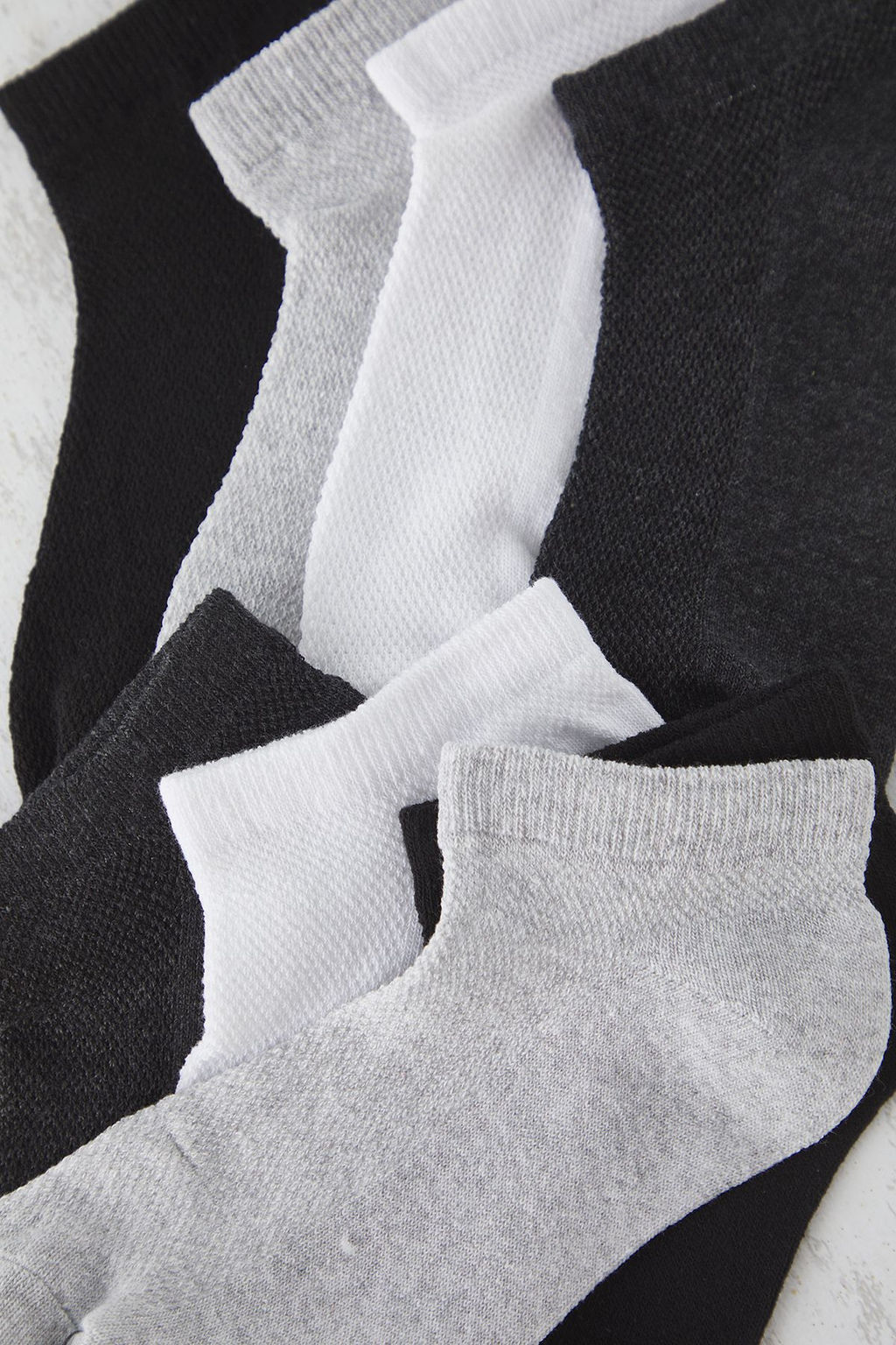 TRENDYOL MAN Gri-Cok Renkli Unisex 8li K?sa Boy-Gorunmez Yazl?k Pamuklu Hava Alan Corap TMNSS25CO00016 - Trendyolmilla фото 4