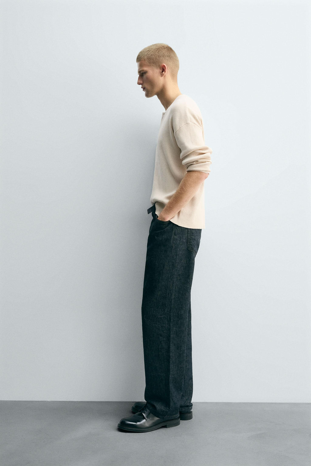 TEXTURED RELAXED FIT SWEATER