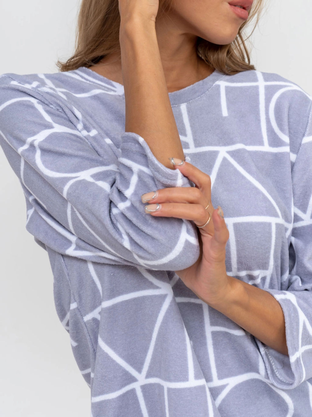 Костюм женский, цвет серый белый - Барболета фото 2