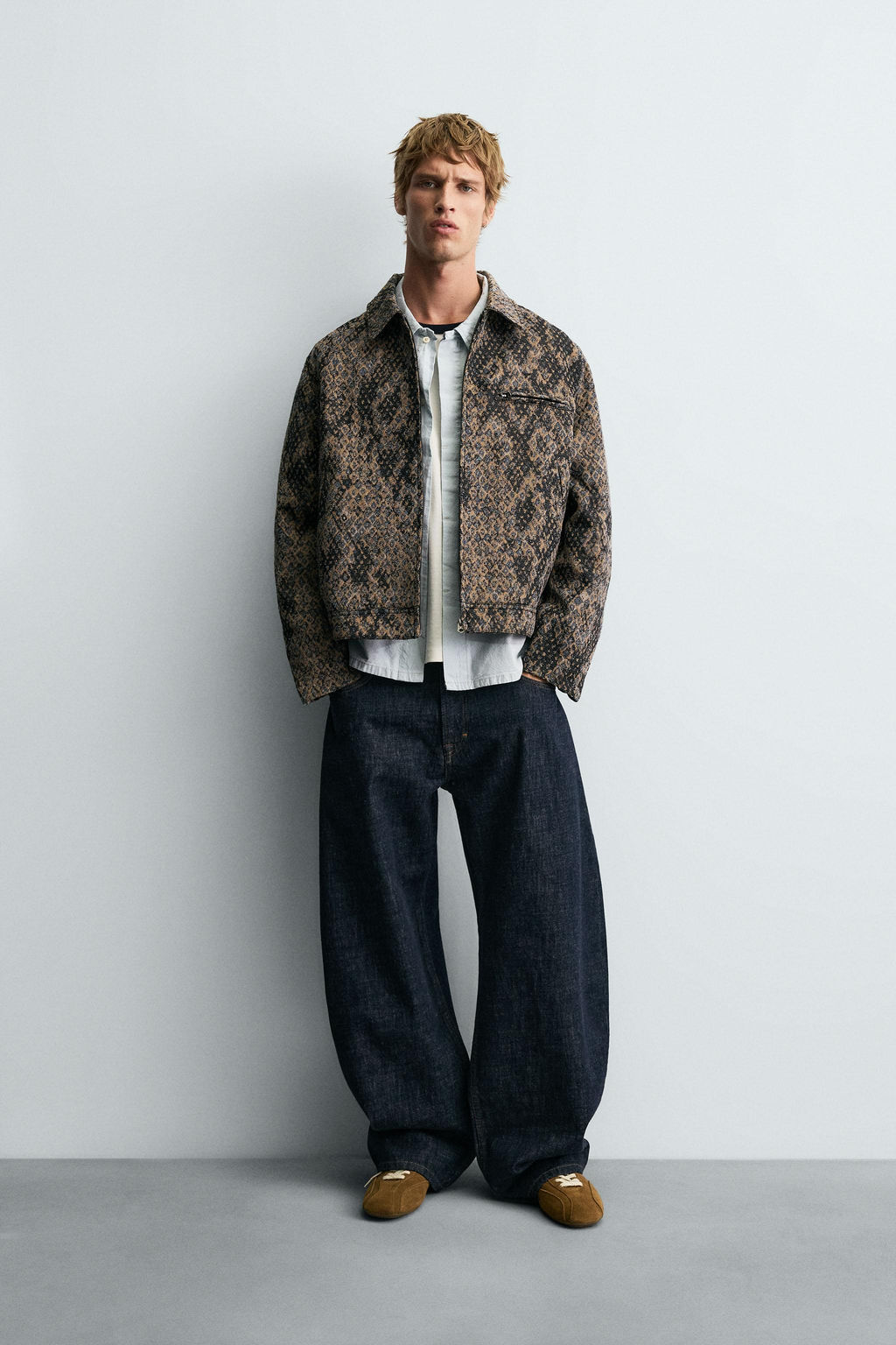 JACQUARD TEXTURED JACKET