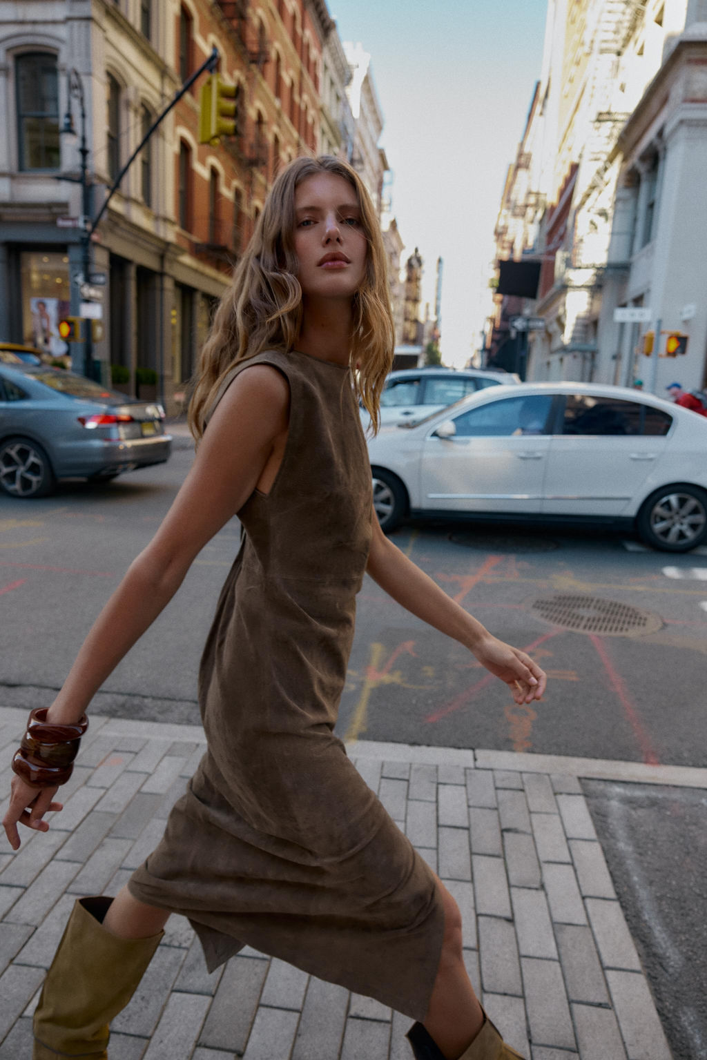 100% LEATHER MIDI DRESS - Zara фото 4