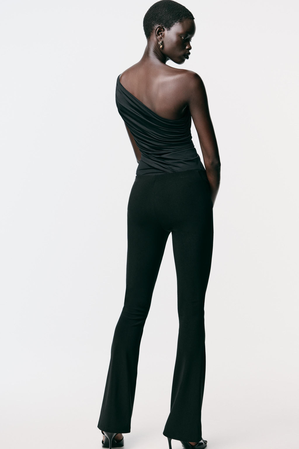 LEGGINGS WITH METAL APPLIQUE - Zara фото 12