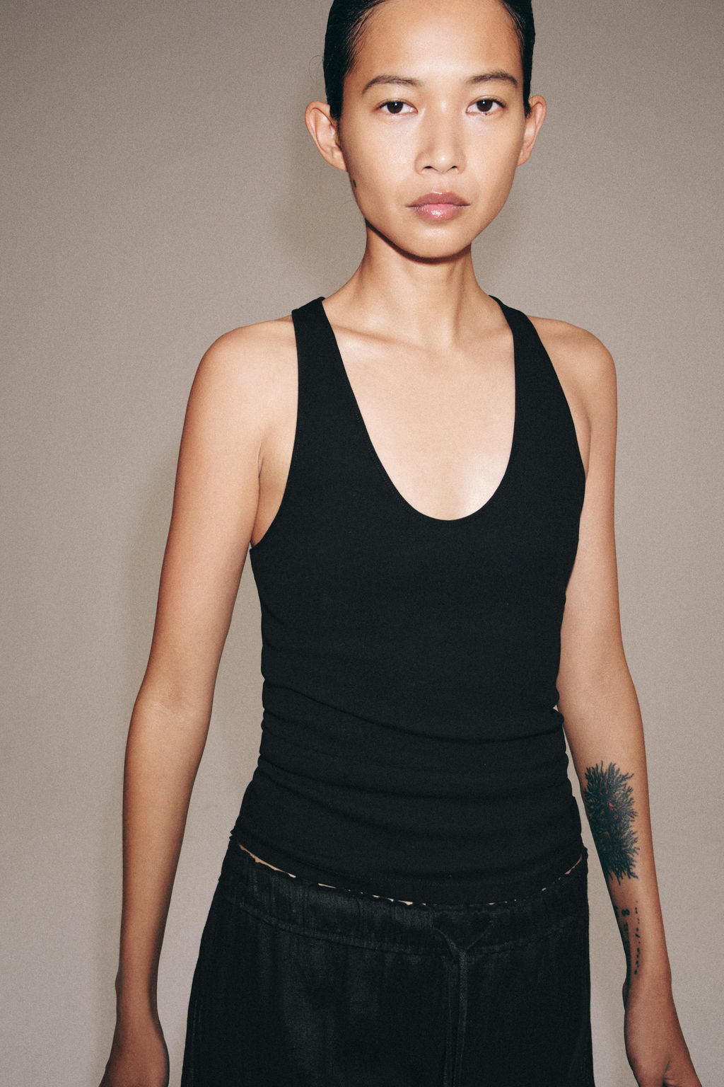 TOP ALGOD?N SUPIMA® / Negro - Zara фото 2