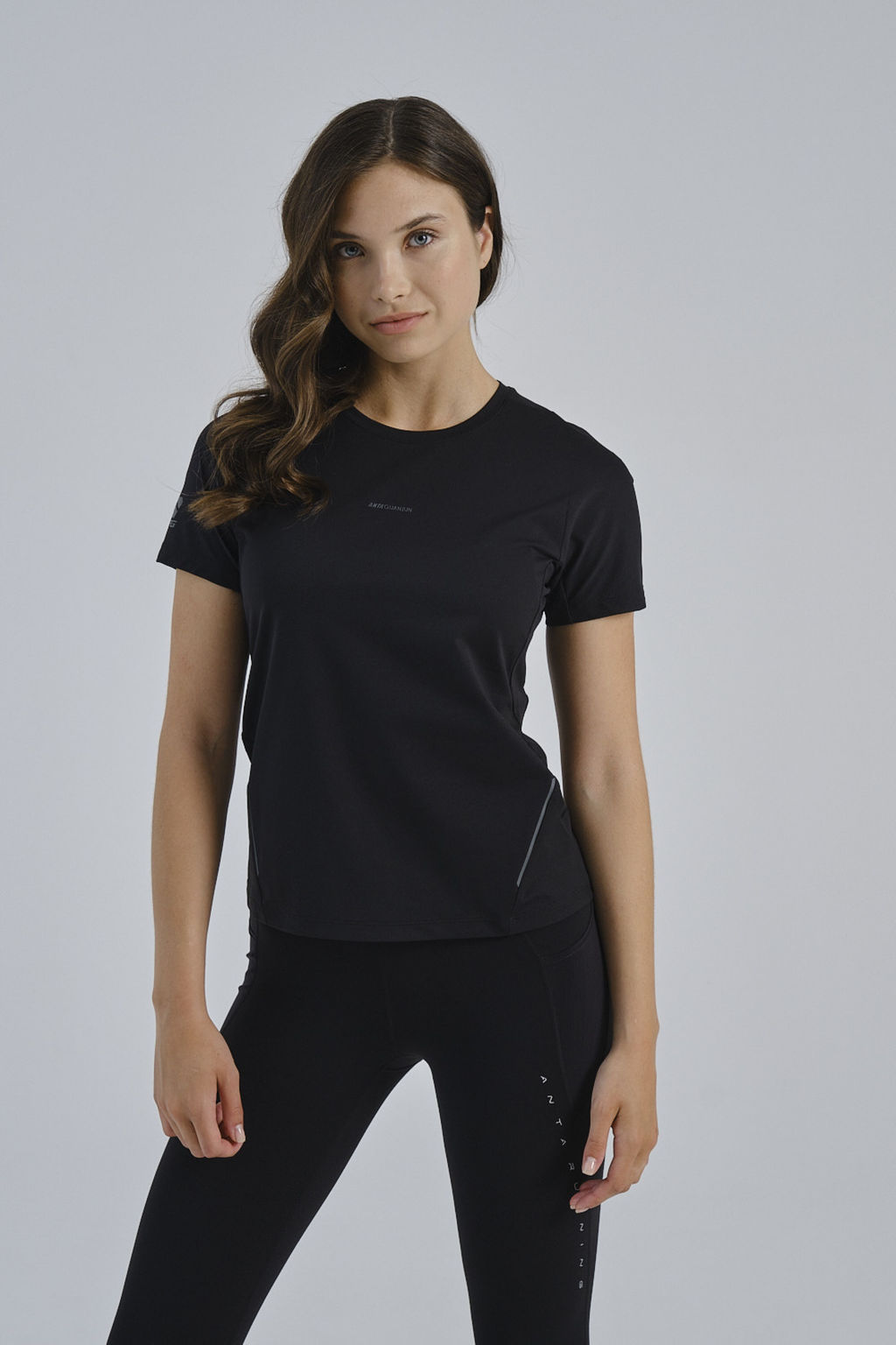 Футболка Guanjun Черный