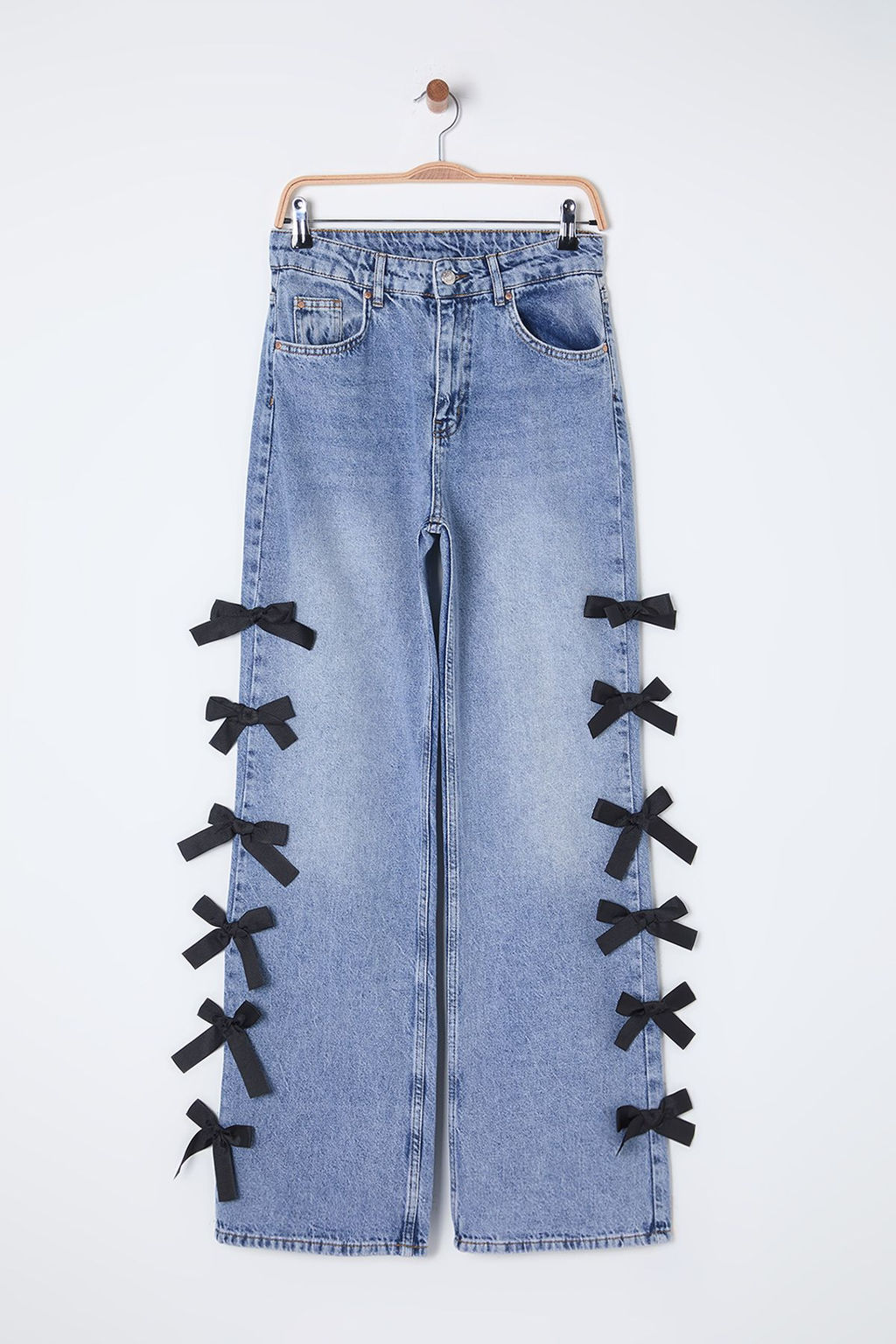 Mavi Kurdele/Fiyonk Detayl? Normal Bel Wide Leg Jeans TWOSS25JE00035 - Trendyolmilla фото 6