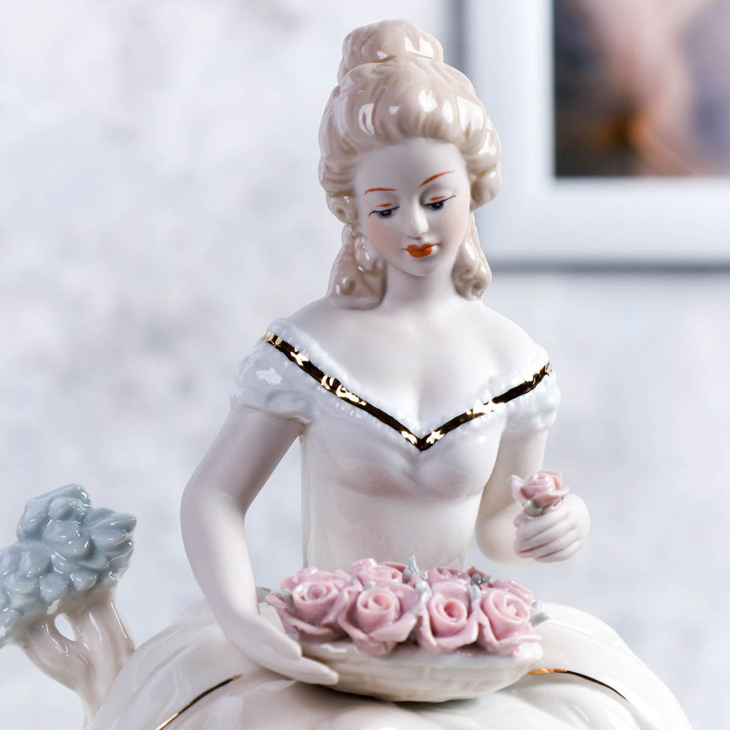 Статуэтка Дама с цветами 23 см / HP3156 /уп 18/ - Галеонтрейд фото 15
