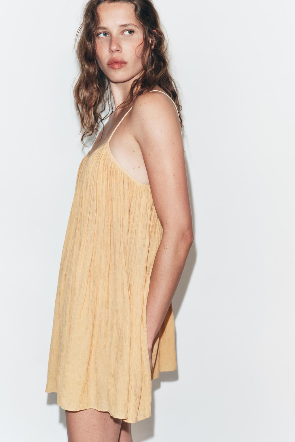 VOLUMINOUS TEXTURED MINI DRESS - Zara фото 4