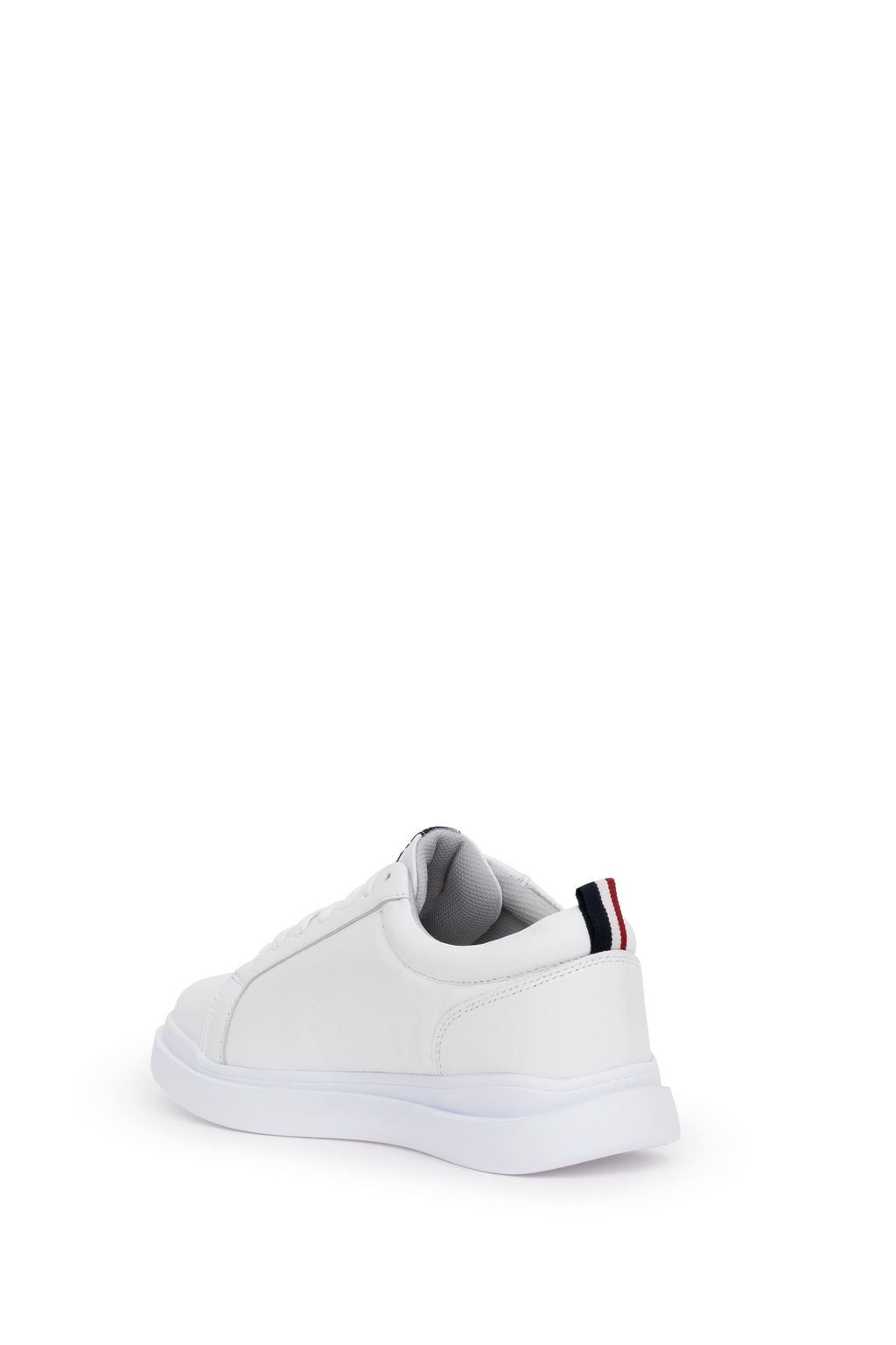 Мужская белая спортивная обувь Неожиданная скидка в корзине