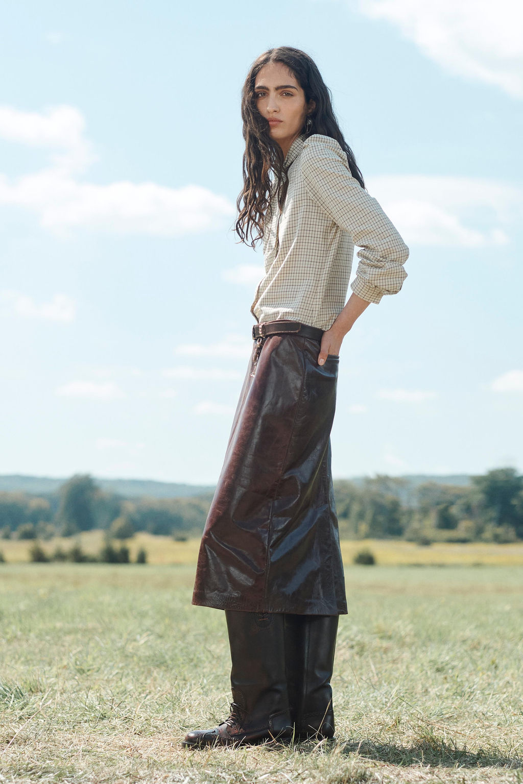 LIMITED EDITION 100% LEATHER STRAIGHT SKIRT - Zara фото 2