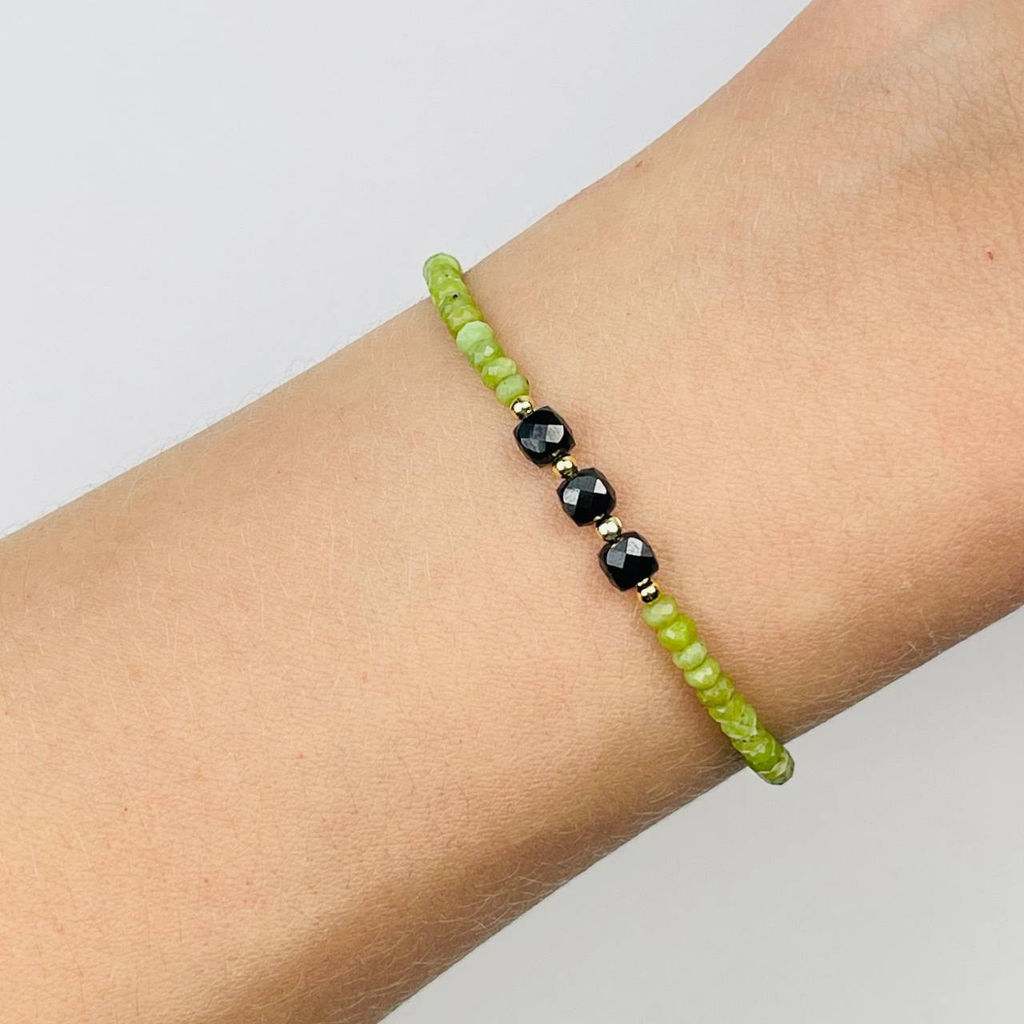 Браслет из Серпентинита "Змеевик" и Шпинели 18 см +