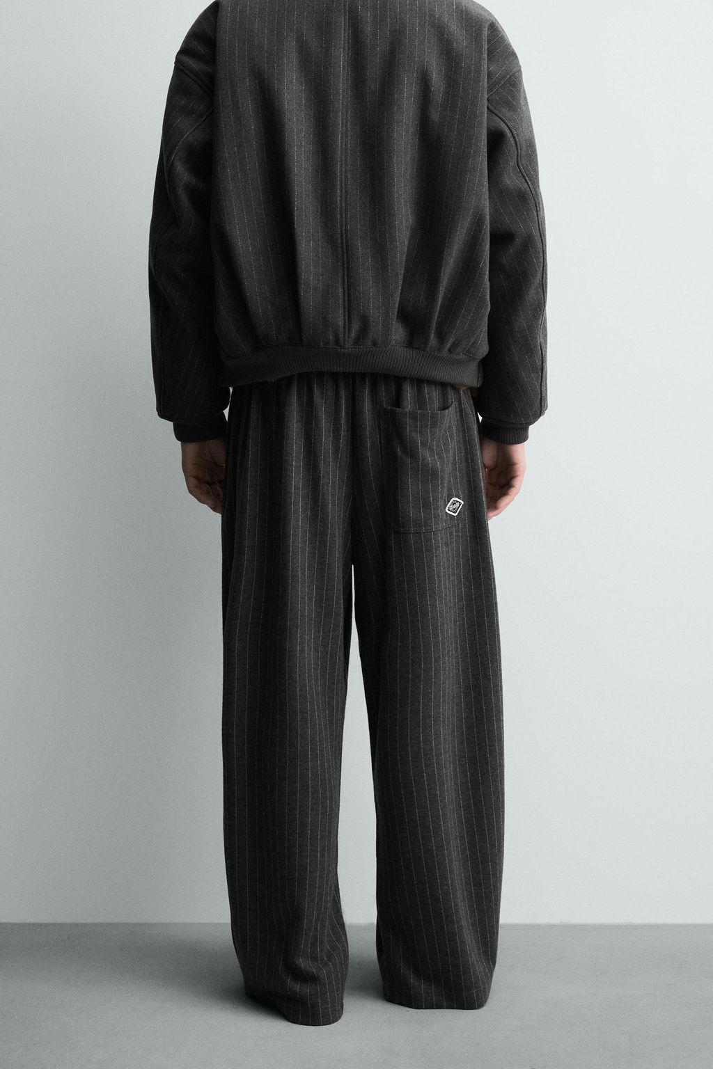 STRIPED BAGGY FIT TROUSERS - Zara фото 3