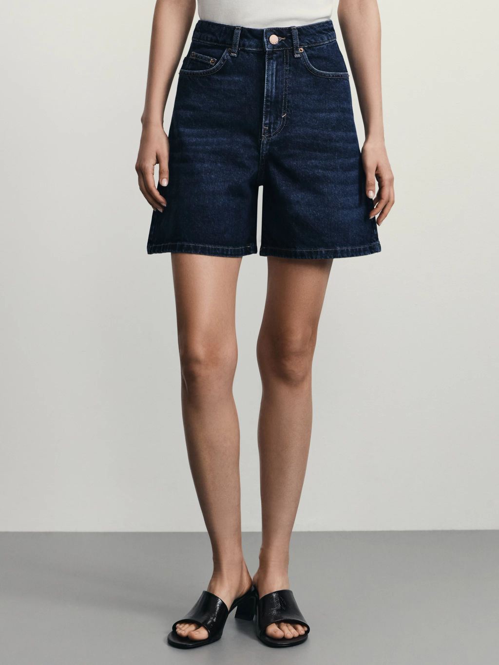 Джинсовые шорты А-силуэта / Zarina  фото 3