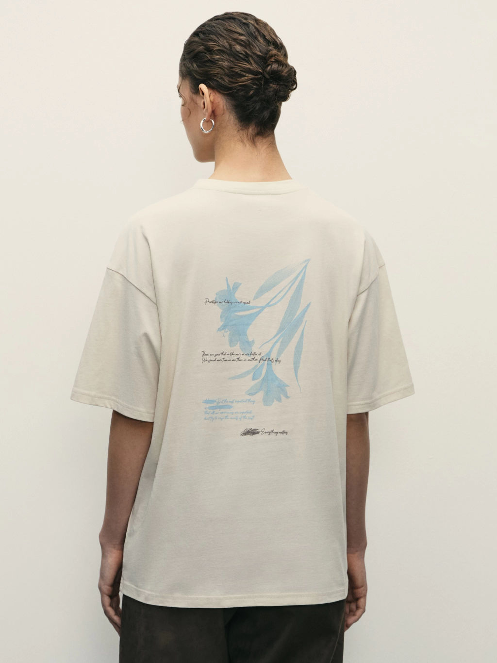 Базовая футболка с принтом / Zarina фото 5