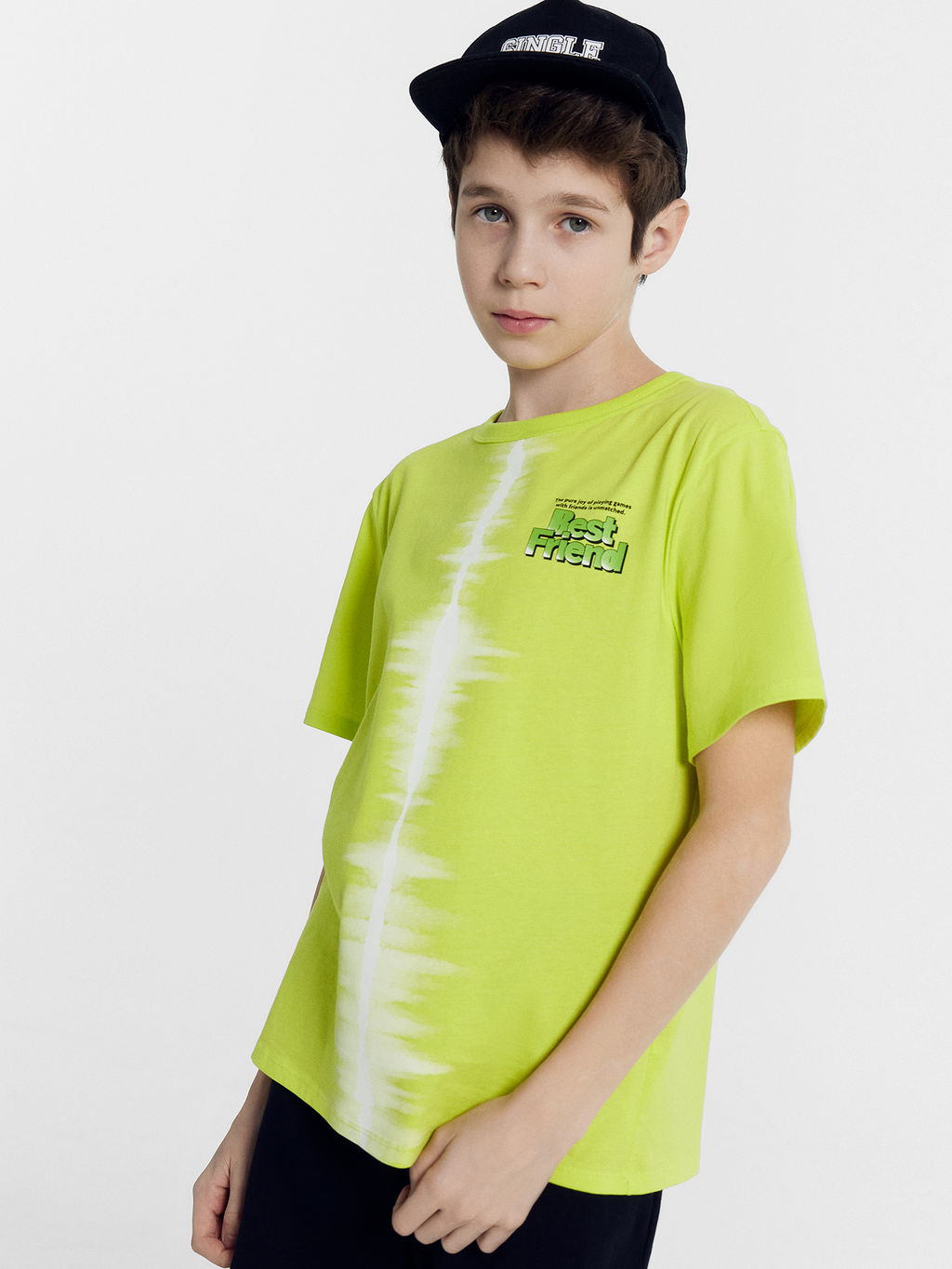 Футболка для мальчиков салатовая с печатью