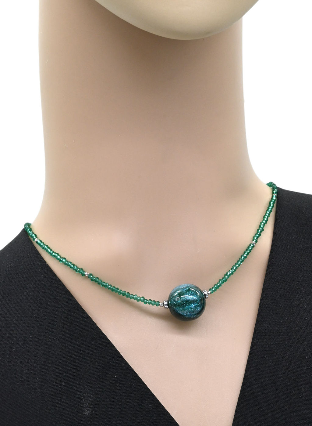 Чокер из бисера рондель 2,5мм с шаром 16мм, цвет зеленый, 39см