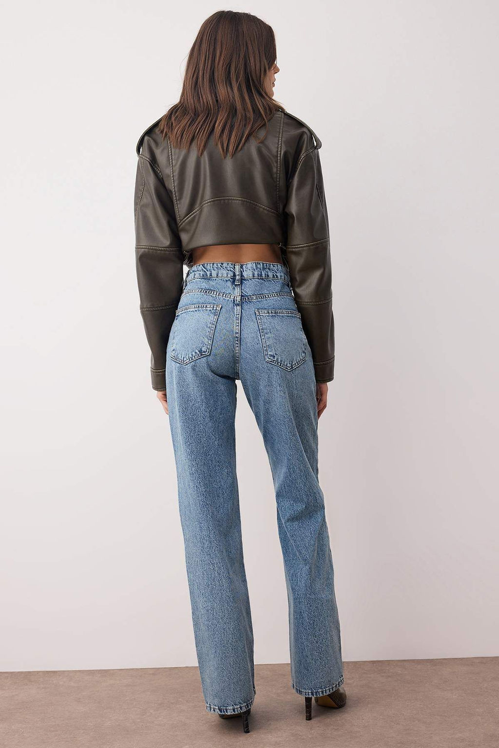 Antrasit Yuksek Bel Genis Paca Wide Leg Jeans TWOAW26JE00083 - Trendyolmilla фото 4