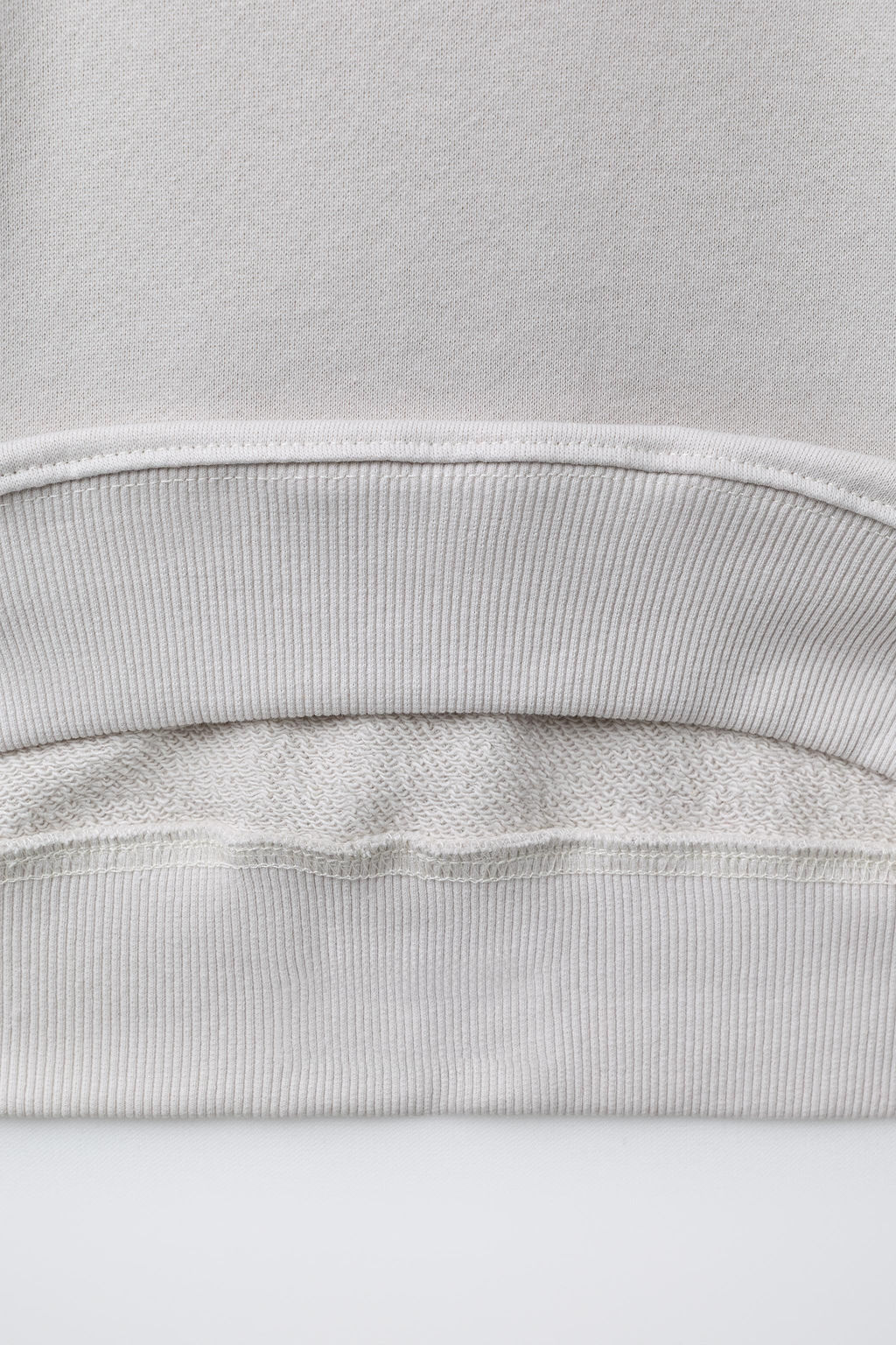 PRINTED SWEATSHIRT WITH LABEL - Zara фото 4