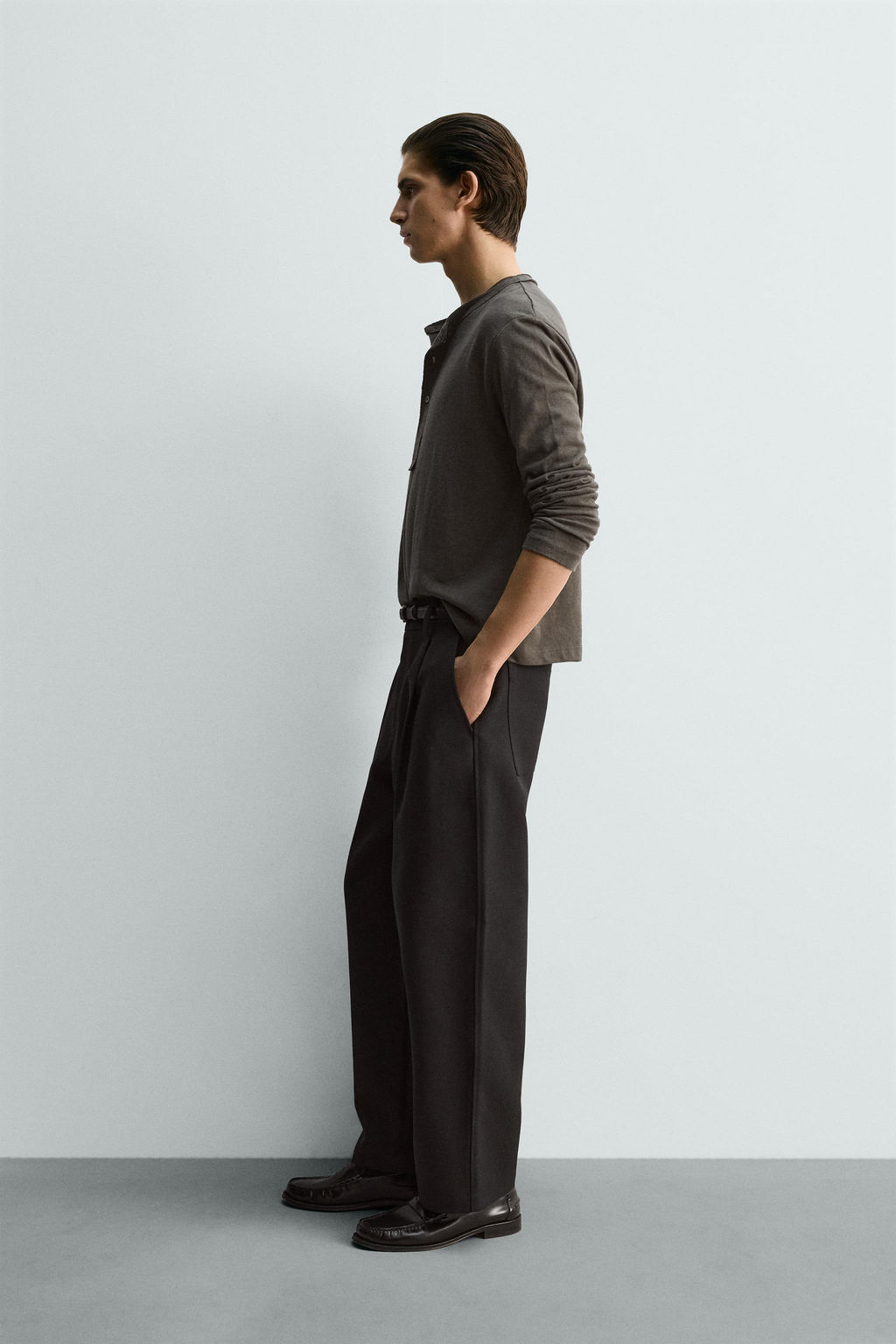 RELAXED FIT HENLEY COLLAR T-SHIRT