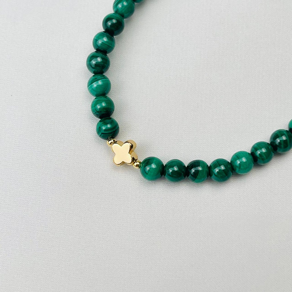 Браслет из Малахита со вставкой "Крестик" 16 см