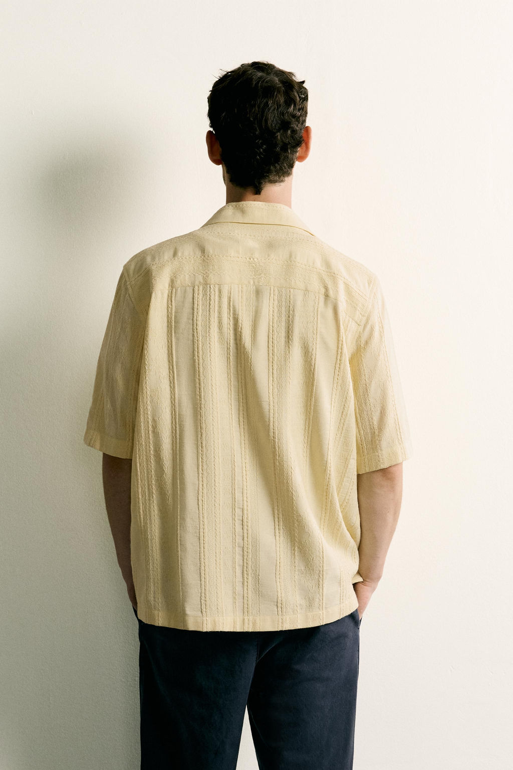 CAMISA REGULAR FIT JACQUARD RAYAS / 314 - Zara фото 3