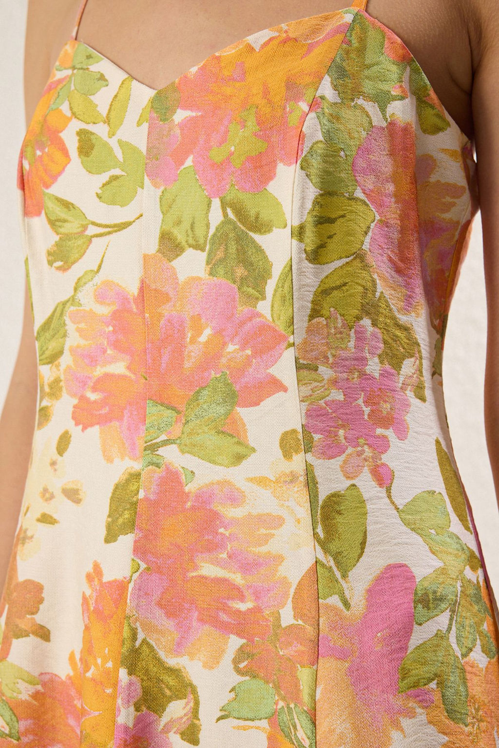 TRENDYOLMILLA Cok Renkli Cicekli Etegi Belden Ac?lan Midi Dokuma Elbise TWOSS25EL00206  фото 6