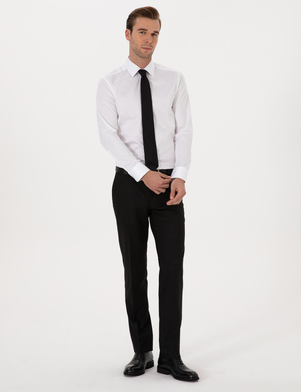 Siyah Slim Fit Kuma_ Pantolon