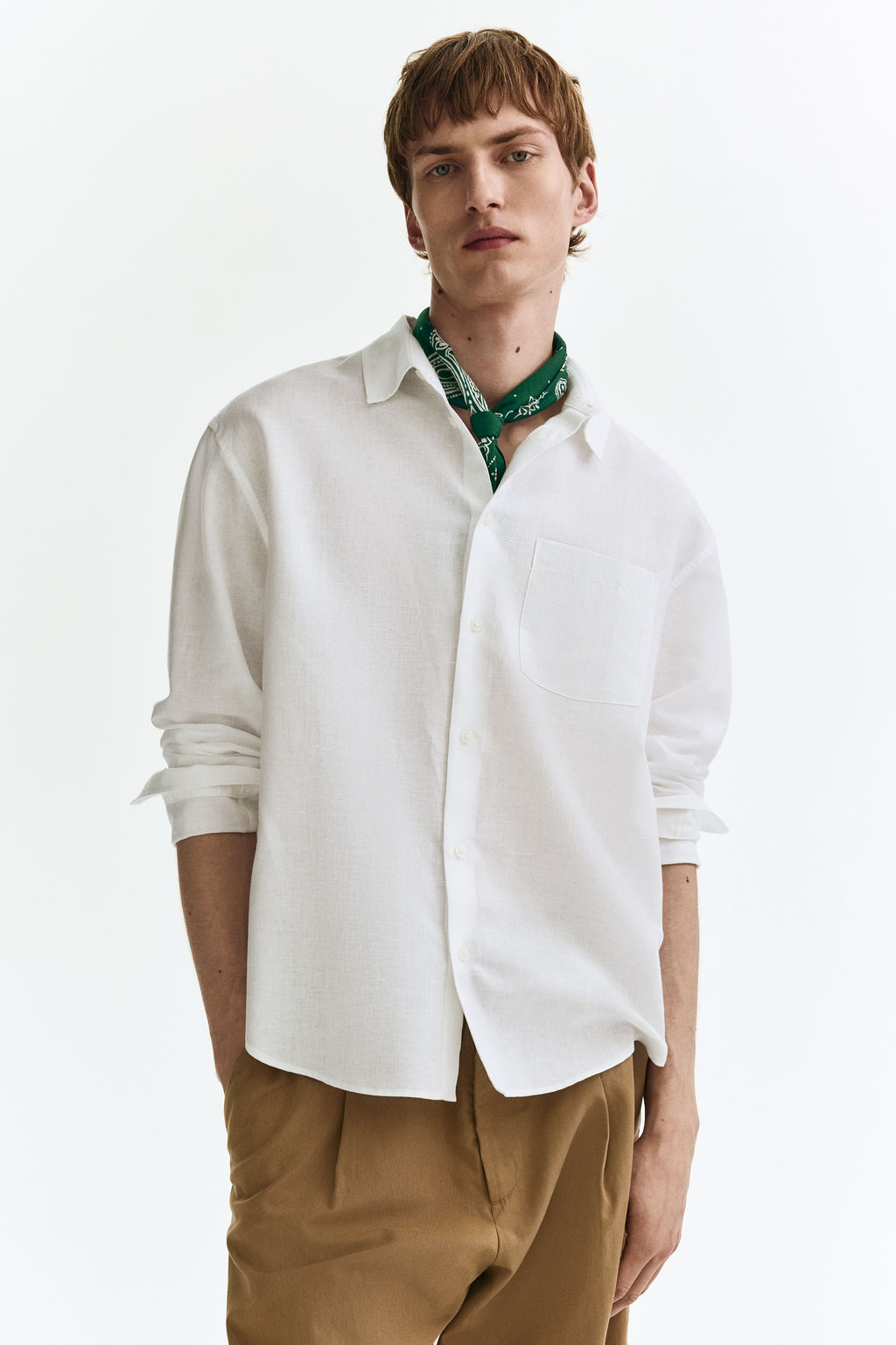 Camisa en mezcla de lino Relaxed Fit - H&m фото 9
