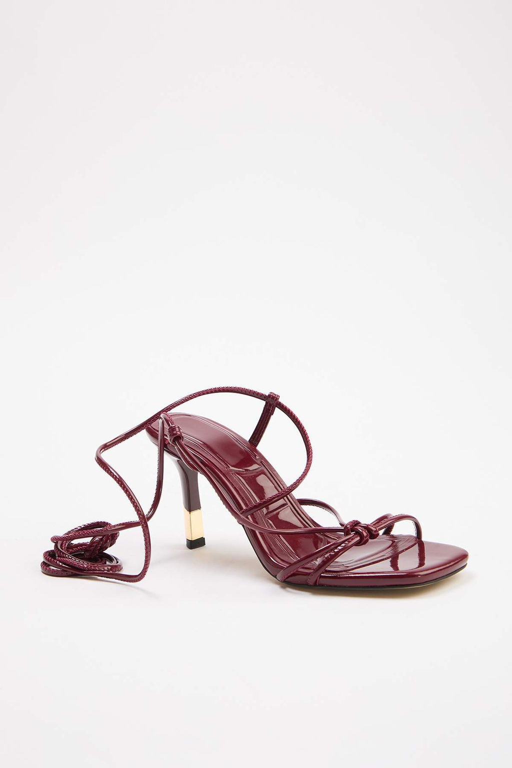 Bordo Baglama Detayl? 8 cm Metal Kaplama Detayl? Kad?n Klasik Topuklu Ayakkab? TAKSS26TO00066