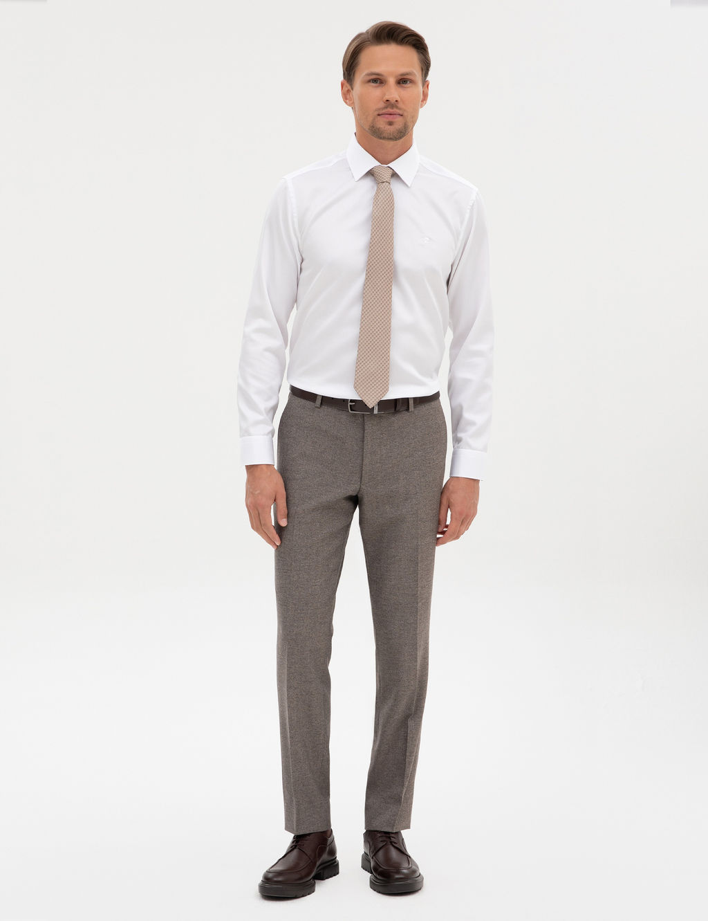 Beyaz Non Iron Kolay _t_lenebilir Slim Fit G_mlek