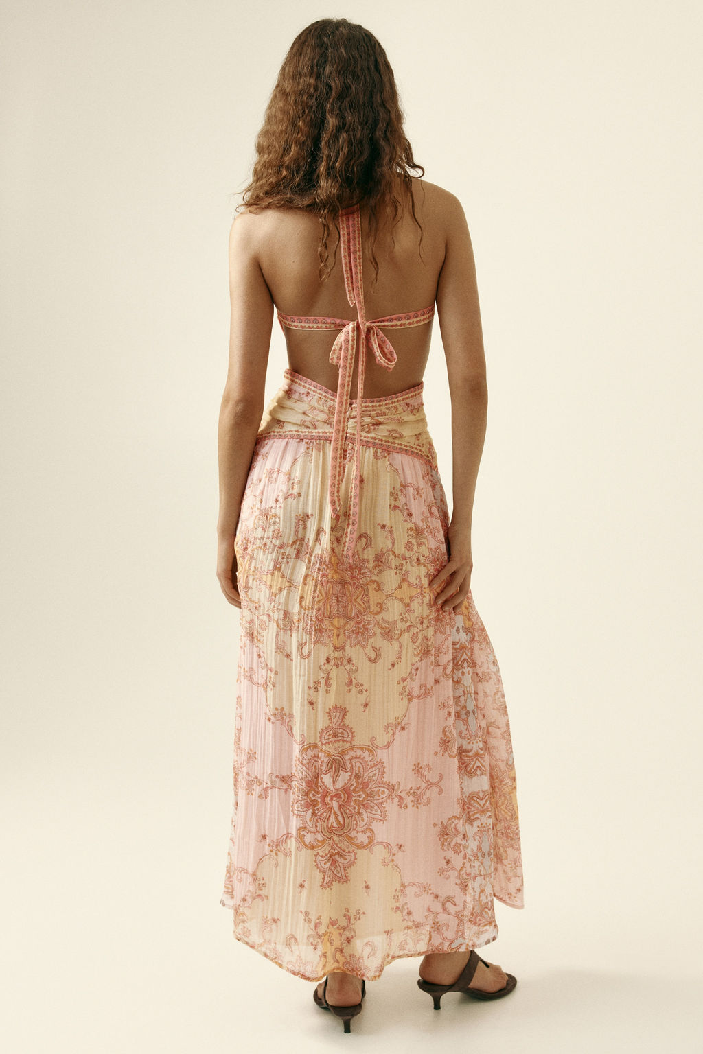 Vestido halter con espalda descubierta - H&m фото 6