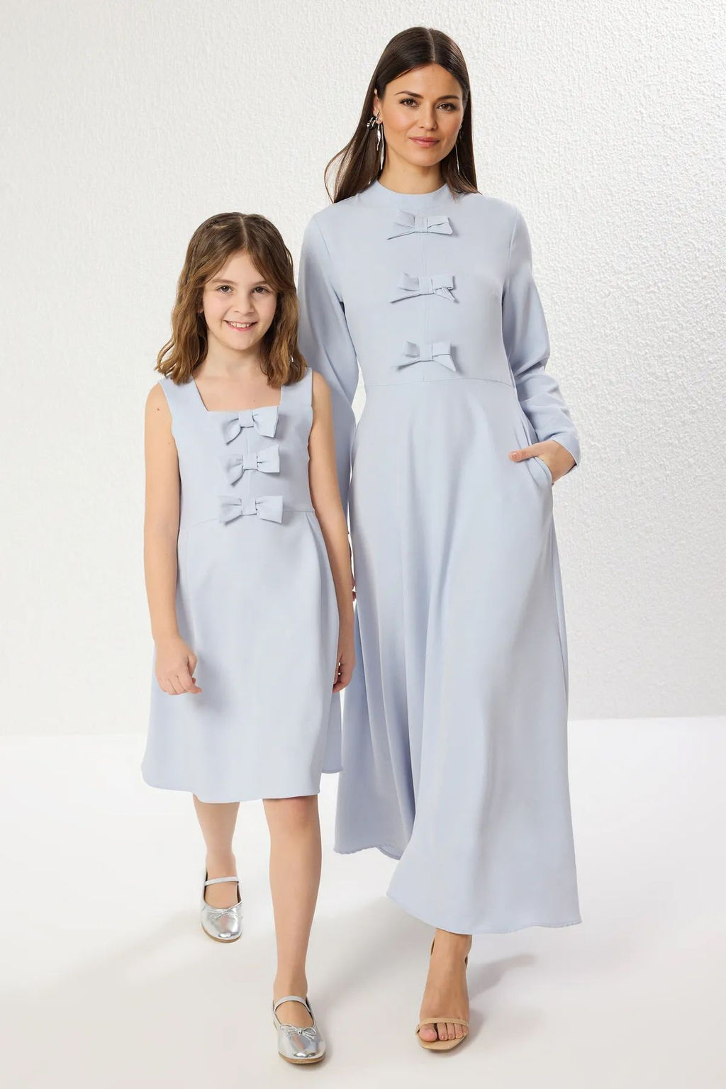 Pembe Kurdele Detayl? Mini Me Anne-K?z Bayraml?k Dokuma Elbise TKDSS25EL00046 - Trendyolmilla фото 18